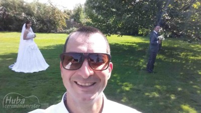 huba-ceremoniamester-bogi-toto-elso-pillantas-a-kertben