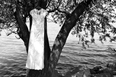 Balatoni esküvő (fotó: Faragó Zsolt) balatoni-eskuvo-menyasszonyi-ruha-foto-farago-zsolt-k